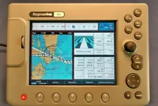 Raymarine C80 Chartplotter Fishfinder Multifunction Display w/Navionics Charting