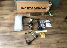 Diamond Infinite Edge Pro RH 5-70# Bow Package A12207 W/ Arrows Tips In Box