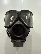 M40 Gas Mask With Bag Size Small