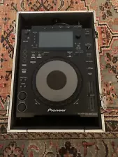 Pioneer DJ CDJ-900NXS with Flight Case (EXCELLENT CONDITION)