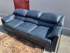 Hancock & Moore Luxury Furniture. Dark Blue Leather Sofa. Made In USA.