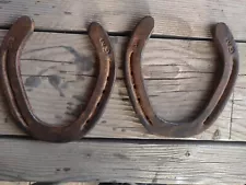 2 Used rustic Horseshoes For Metal art/Wedding/Decorations/Decor