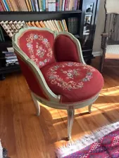 Unique Vintage 1950s French Louis XV Revolving Vanity Chair/ Lounge Needlepoint