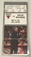 11/8/91 Dallas Mavericks Chicago Bulls Ticket Stub Michael Jordan Phil Jackson