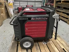 New ListingNew Honda EU6500is Gas Powered Generator (FAST FREE SHIP TO CALIFORNIA)