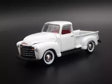 1947-1953 CHEVY CHEVROLET 3100 PICKUP TRUCK 1:64 SCALE DIORAMA DIECAST MODEL CAR