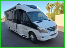 2019 Regency Brougham 25ft Class C Motorhome 3.0L Diesel 18,000 Miles Sleeps 2