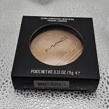 MAC Extra Dimension Skinfinish WHISPER OF GILT 0.31 oz. / 9g