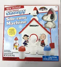 Snoopy Sno-Cone Machine Vintage Toy Shaved Ice Cream Maker Peanuts Not Used