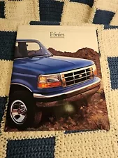 1992 Ford F-150 F-250 Truck 18-page Original Sales Brochure Catalog