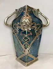 Important and rare Austrian iridescent glass vase C. 1900 design Loetz & Gerschn