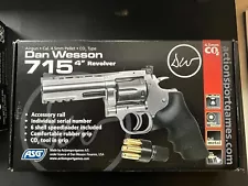 Brand NEW Dan Wesson Revolver 715 4 inch barrel 357 pellet gun