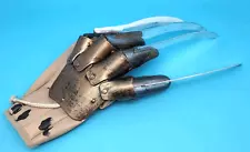 A Nightmare on Elm Street Deluxe Freddy Krueger Glove Rubies Cosplay Halloween