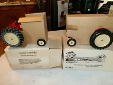 Agco Farm Toy Oliver White Cockshutt NIB Blackhawk 40 Deluxe 40