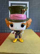 Funko Pop Alice in Wonderland MAD HATTER #204 Loose OOB Light scuffs