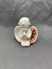 Vintage white resin Cherub With Dried Baby Breath And Ribbon Wing Adornment