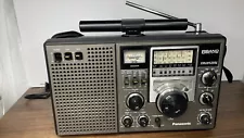 Panasonic RF-2200 8 BAND FM/AM/SW1-6 Receivers Shortwave Radio