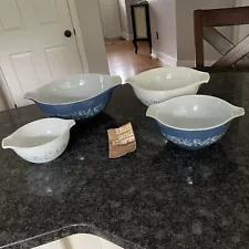 Unused Vintage Pyrex Set Colonial Mist Cinderella Nesting Bowls 441, 442,443,444