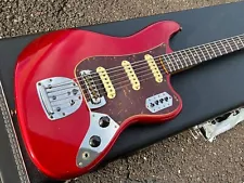 2023 Fender Custom Shop Limited Edition Bass VI Journeyman aged candy Apple Red