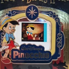 Piece of Disney Movies pin LE 2000 - Pinocchio smiling with Jiminy Cricket