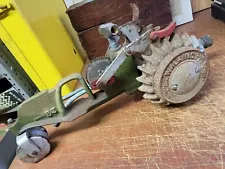 National "Walking Lawn Sprinkler"model B 3