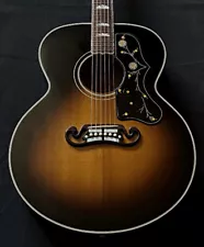 Gibson SJ-200