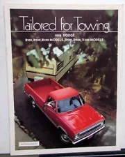 1972 Dodge Pickup Wagon Van B & D 100 200 300 Models Towing Guide Sales Brochure