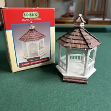 Lemax Christmas Village Gazebo | 5" Wooden