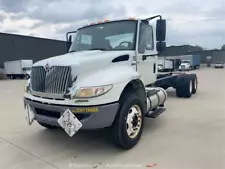 2012 International 4400 Cab & Chassis Truck Muncie PTO Diesel A/C 10 bidadoo