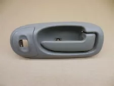 01-06 Sebring Convertible Passenger's Interior Door Handle Gray