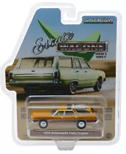 1:64 GreenLight *ESTATE WAGONS 3* NUGGET GOLD 1970 Oldsmobile Vista Cruiser NIP