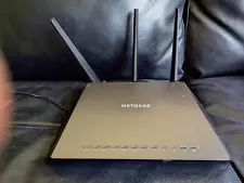 NETGEAR Nighthawk AC1900 Smart WiFi Router R7000