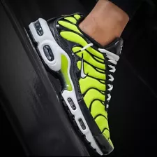 Original Unisex Nike Air Max Plus Tuned 1 GS Volt Trainers CD0609-301 Size 6Y ✅