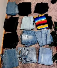 12 American Eagle/Hollister Jeans For Sale Size 30-32