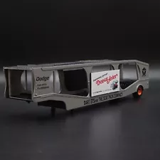 DODGE FEVER CAR TRANSPORTER HAULER TRAILER 1:64 DIORAMA DIECAST MODEL