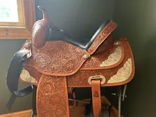 Western Show Saddle 15”