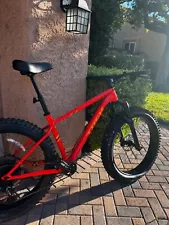 Large Trek Farley 7 Front Suspension Mountain Bike. Brand New!