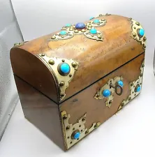 ANTIQUE ENGLISH TWO COMPARTMENTS WOOD TEA CADDY WITH EXCEPTIONAL DECORATION-B/O