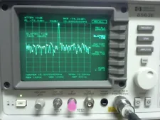 HP 8563E Spectrum Analyzer, 9kHz to 26.5GHz used for 7200 hours P E R F E C T