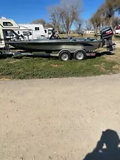 1995 Ranger Boat model 488VS 20 foot.