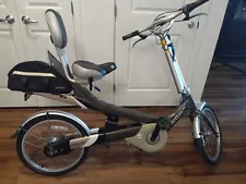 Giant revive DX 2007 semi recumbent bicycle 20" wheels. Rides great.