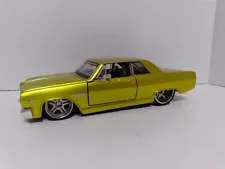 Maisto ProRodz 1965 Chevy Chevelle Malibu SS Loose, See Pictures & Description