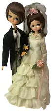 ON ORIGINAL STAND Vintage 1970s Bradley Big Eye 17" Bride & Groom Dolls #8-201