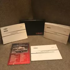 2006 GMC Sierra 2500 3500 Owners Manual w/ Duramax Diesel book, Onstar and case