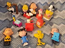 McDonald's~Happy Meal toys~2015~Peanuts movie~lot of 12~EUC~Charlie Brown~Snoopy