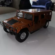 New ListingMaisto 1/18 Hummer H1 10th Anniversary Orange