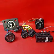 2020 Freightliner Cascadia Dash Switch Assembly LOT NO RESERVE 09-140