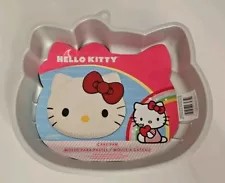 HELLO KITTY WILTON 1976, 2012 SANRIO CAKE PAN, 2105-7575