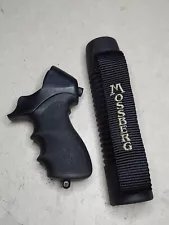 Hogue Tamer Pistol Grip & Ribbed Forend w/ Strap For 12ga Mossberg 500 590 Marin