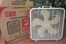 1988 Lakewood 20-in. 3-speed box fan w/ sales receipt from Rickel's